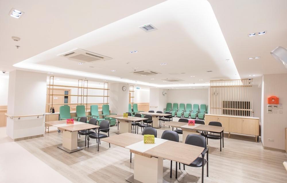 活动区／客厅／饭厅