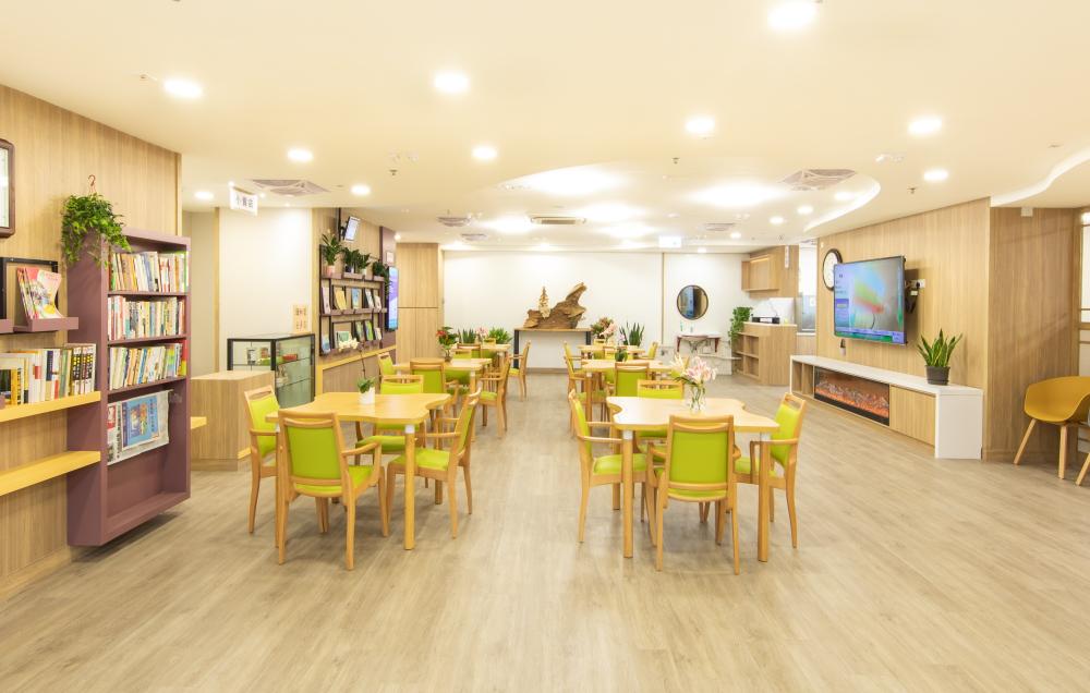 Activity Area /Living Room / Dining Room