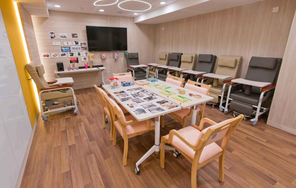 活动区／客厅／饭厅